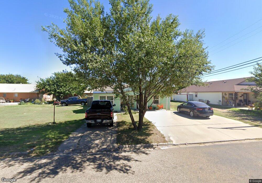 611 S Birge Ave, Dumas, TX 79029 - photo 1