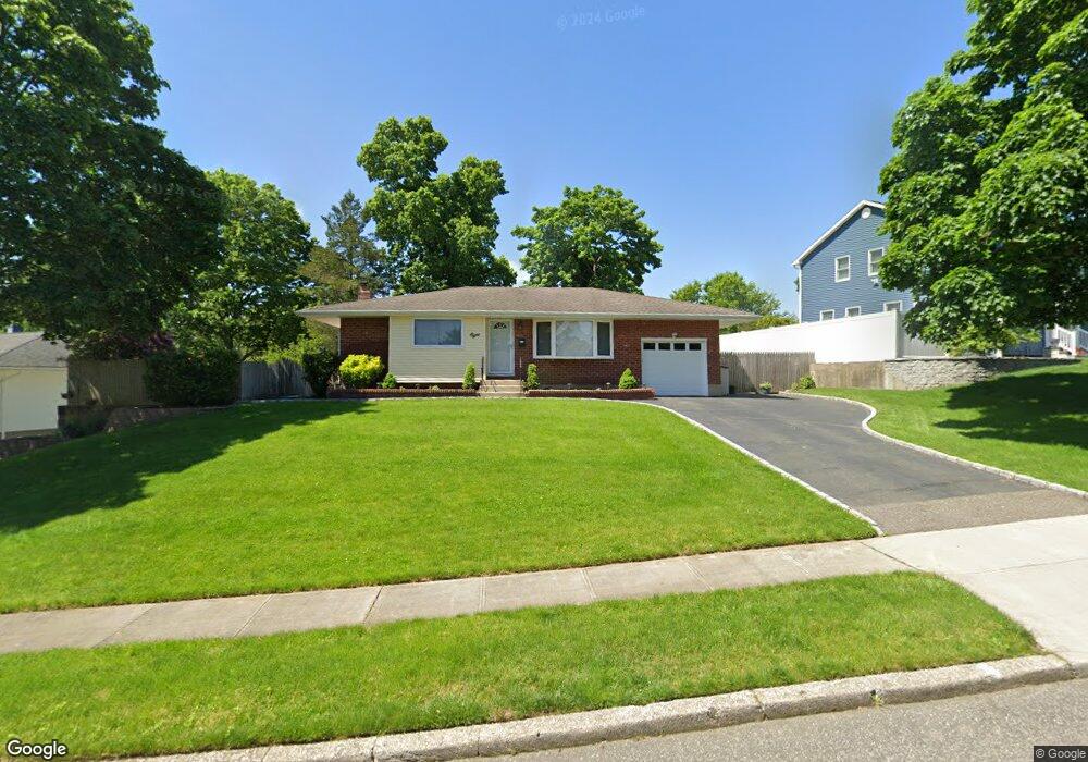 8 Rita Crescent, ComMacK, NY 11725 - photo 1