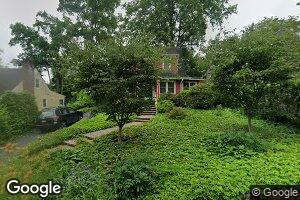 26 Valley View Rd, Great Neck, NY 11021