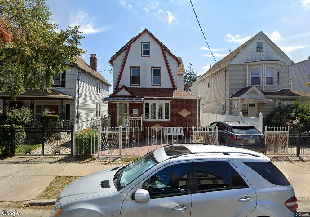 11208 91st Ave, Richmond Hill, NY 11418 - photo 1