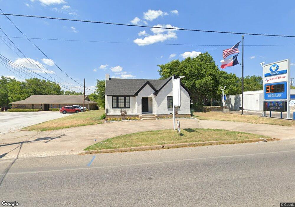 1023 E California St, Gainesville, TX 76240 - photo 1