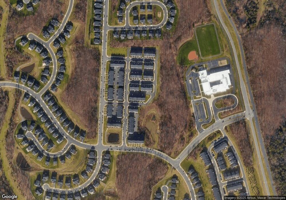 42215 Piebald Square, Aldie, VA 20105 - photo 1