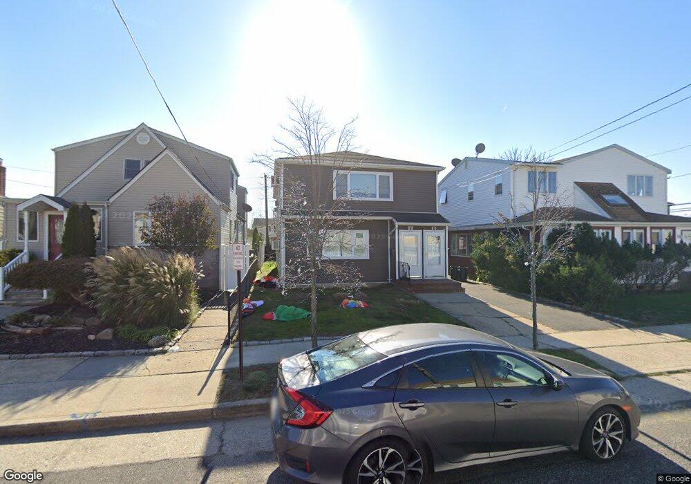 15 Sagamore Rd, Island Park, NY 11558 - photo 1