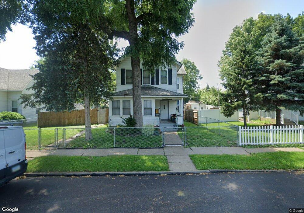 2117 W 3rd St, Davenport, IA 52802 - photo 1