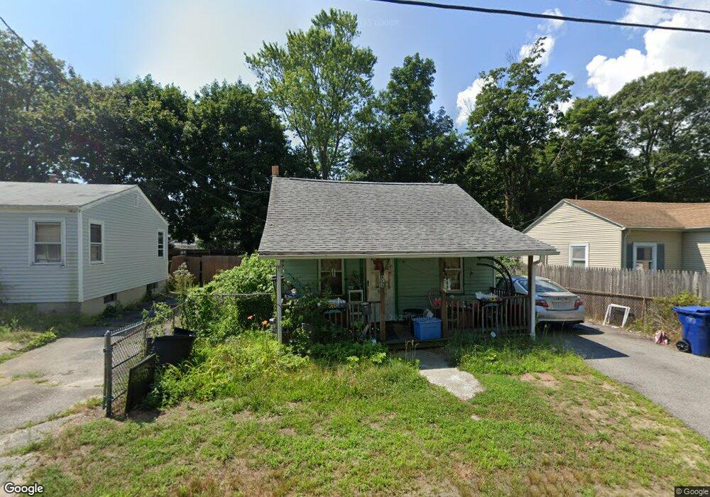 64 Kenway Ave, Warwick, RI 02889 - photo 1