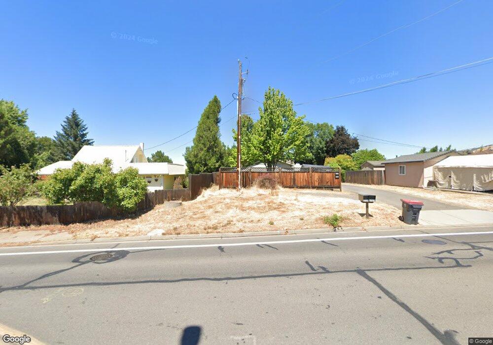 2715 E McAndrews Rd, Medford, OR 97504 - photo 1