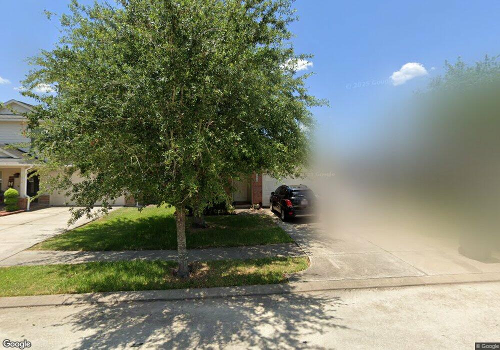 10410 Kinsdale Crossing Ln, Houston, TX 77075 - photo 1