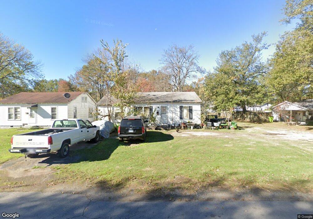 1402 S Grand Ave, Stuttgart, AR 72160 - photo 1