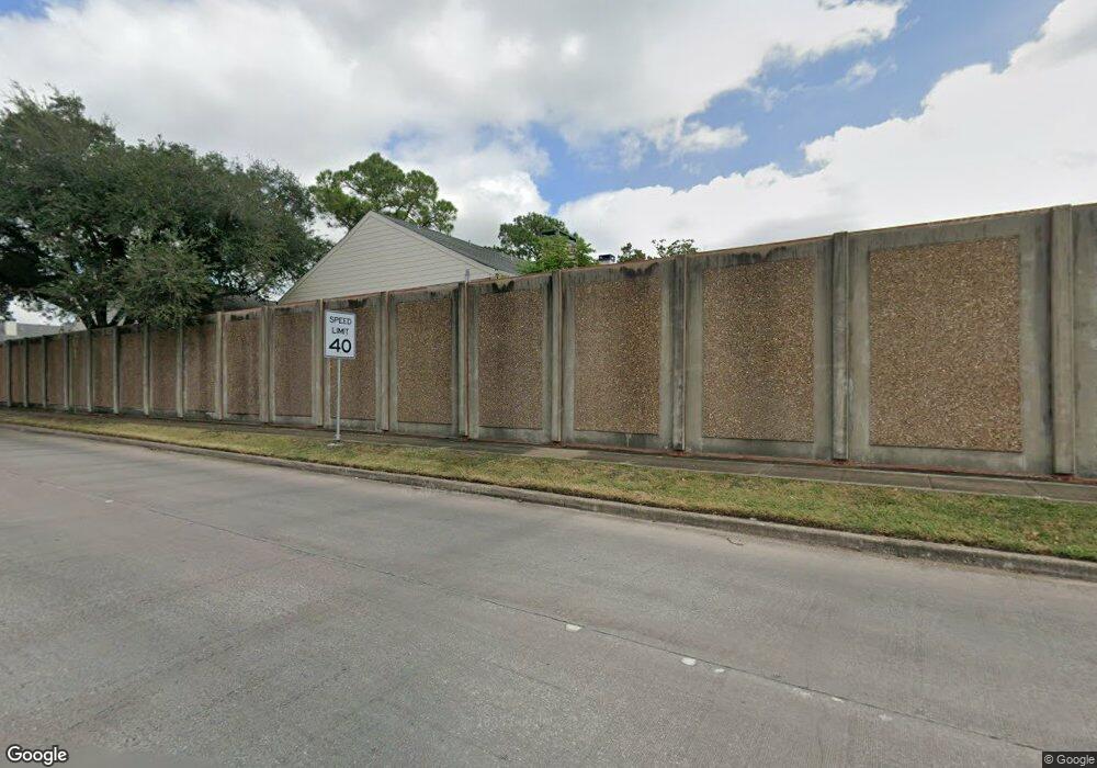 10308 Briar Forest Dr unit 27, Houston, TX 77042 - photo 1