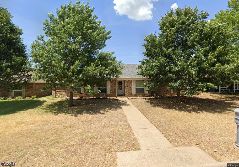 903 Boone Dr, Sherman, TX 75090 - photo 1