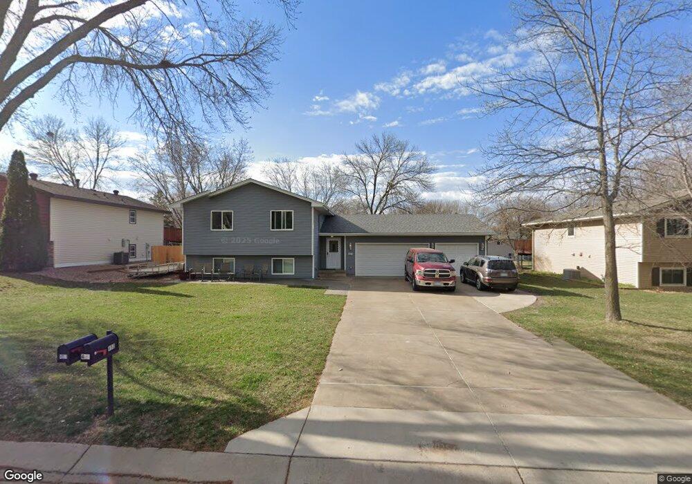 450 105th Ave NW, Coon Rapids, MN 55448 - photo 1