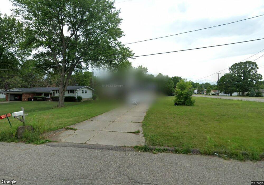 3227 Gehring Dr, Flint, MI 48506 - photo 1