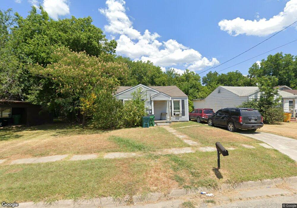 1403 Olive St, Gainesville, TX 76240 - photo 1