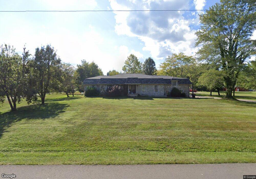 7902 S 400 W, Columbus, IN 47201 - photo 1