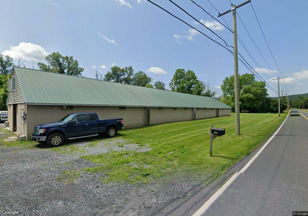 4310 W Saucon Valley Rd, Coopersburg, PA 18036 - photo 1