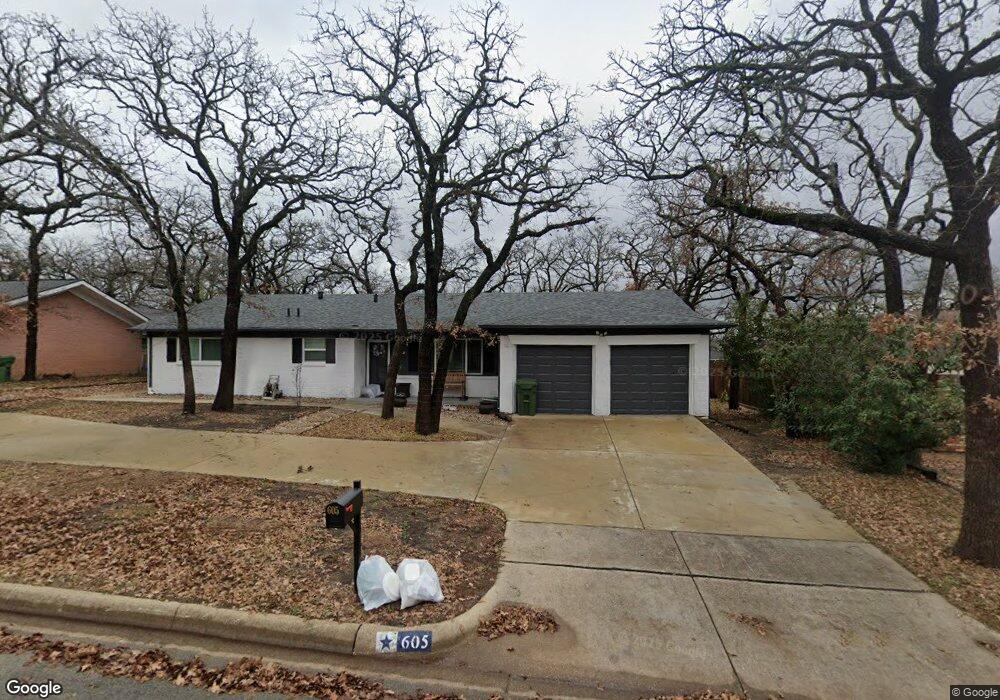 605 Brookview Dr, Hurst, TX 76054 - photo 1