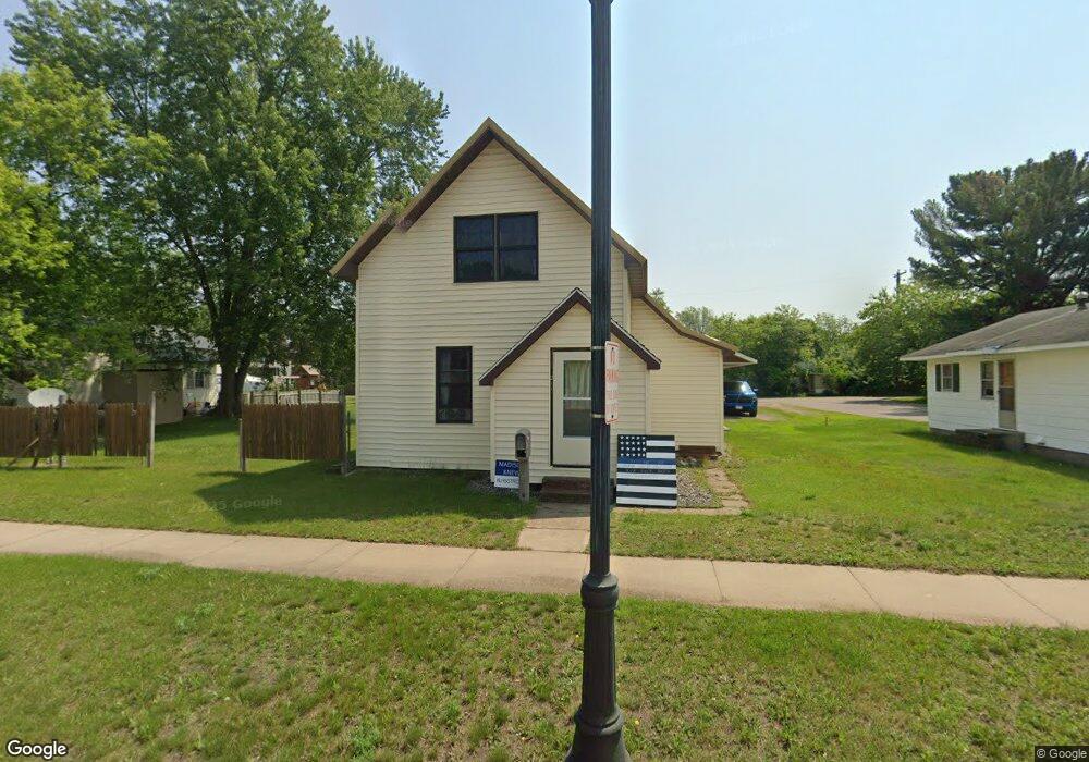 211 S Tomahawk Ave, Tomahawk, WI 54487 - photo 1