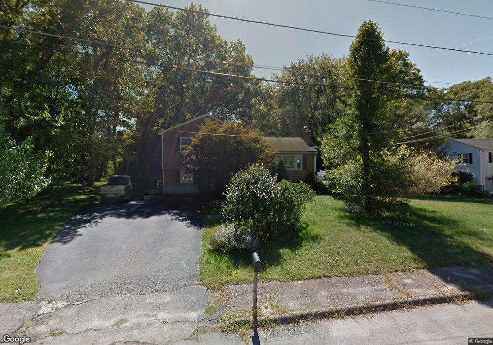 20 Meadow Pkwy, Franklin, MA 02038 - photo 1