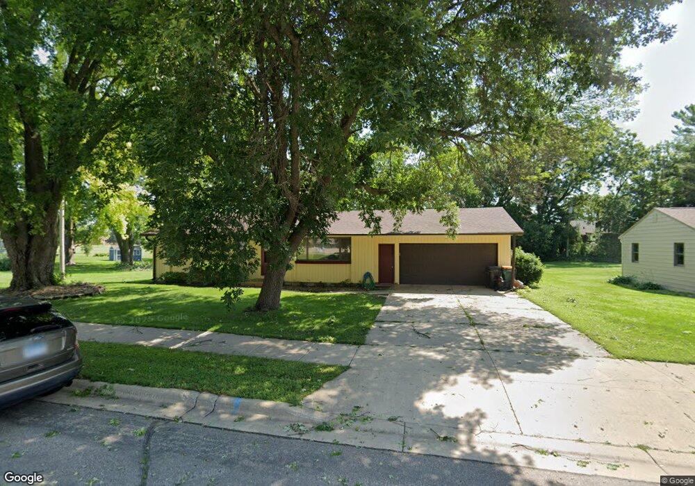 411 Independence Ave S, Clarks Grove, MN 56016 - photo 1