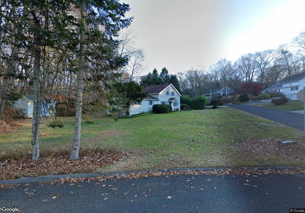 5 Beverly Rd, Niantic, CT 06357 - photo 1