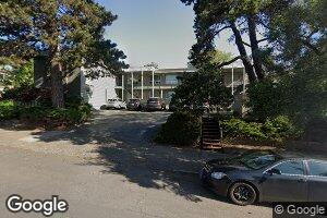 3101 SE Pine St, Portland, OR 97214