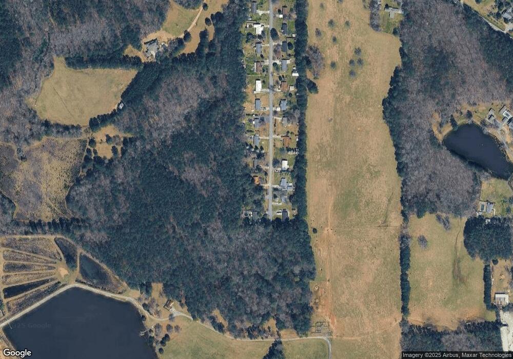 241 Stendal Dr SE, Calhoun, GA 30701 - photo 1