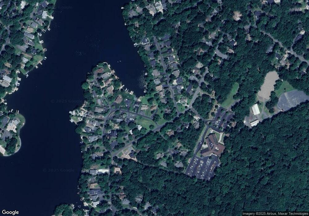 102 Lee Cir, Locust Grove, VA 22508 - photo 1