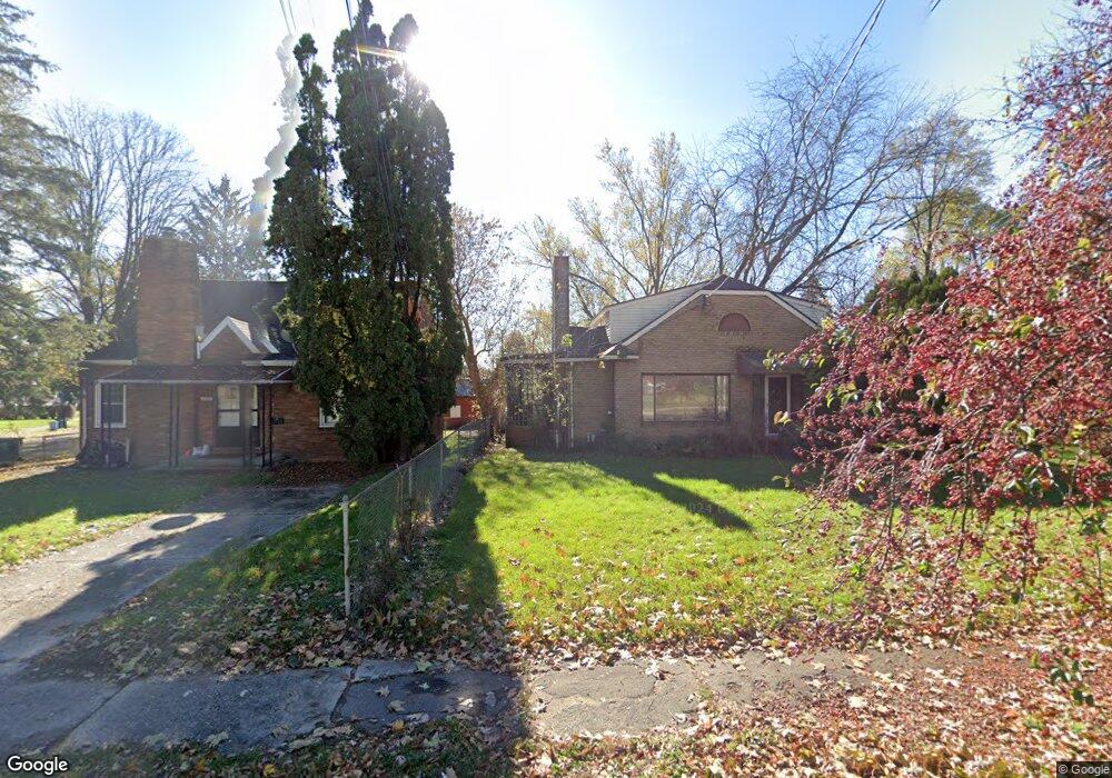 214 E Holmes Rd, Lansing, MI 48910 - photo 1
