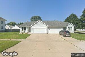 201 Commercial St, Reinbeck, IA 50669
