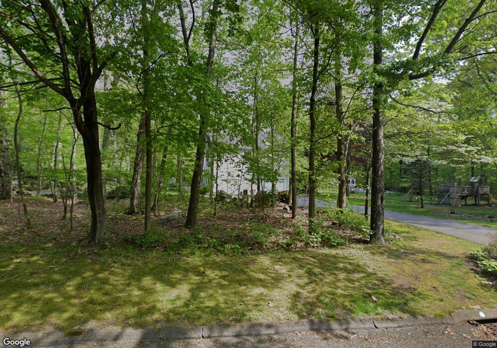 10 Crossbow Ln, Easton, CT 06612 - photo 1