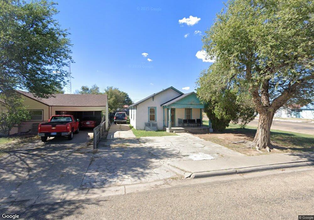 702 Beard Ave, Dumas, TX 79029 - photo 1