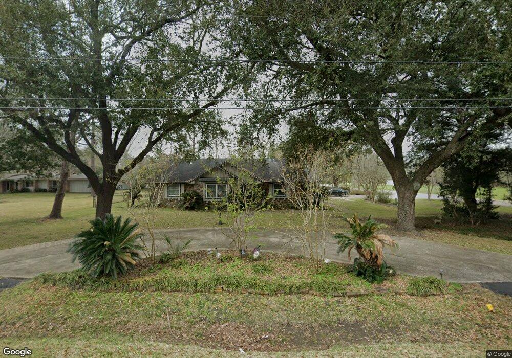 400 Briarmeadow Ave, Friendswood, TX 77546 - photo 1