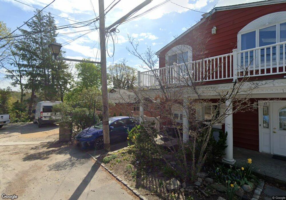 22 Viking Rd, Glenwood Landing, NY 11547 - photo 1