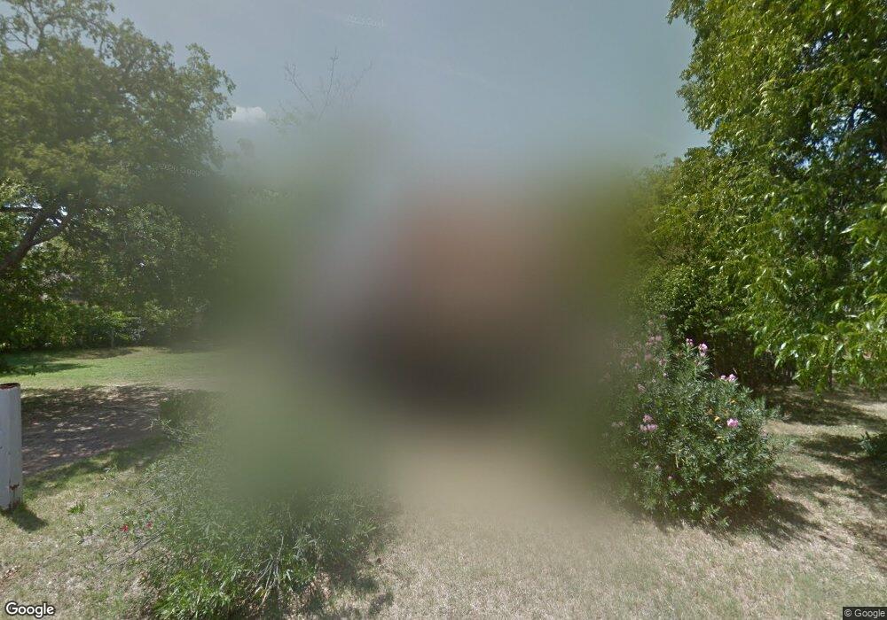 510 W Willingham St, Cleburne, TX 76033 - photo 1