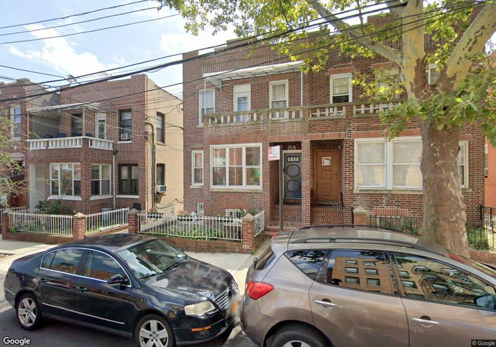 25-15 42nd St unit 2, Astoria, NY 11103 - photo 1