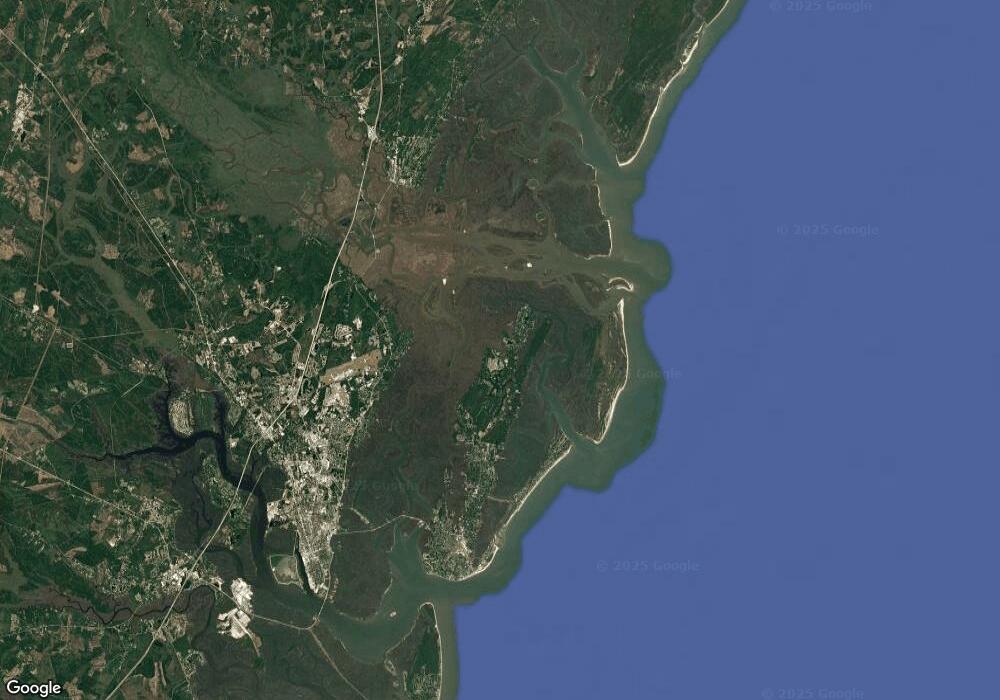 504 E Island Square unit 504, Brunswick, GA 31522 - photo 1