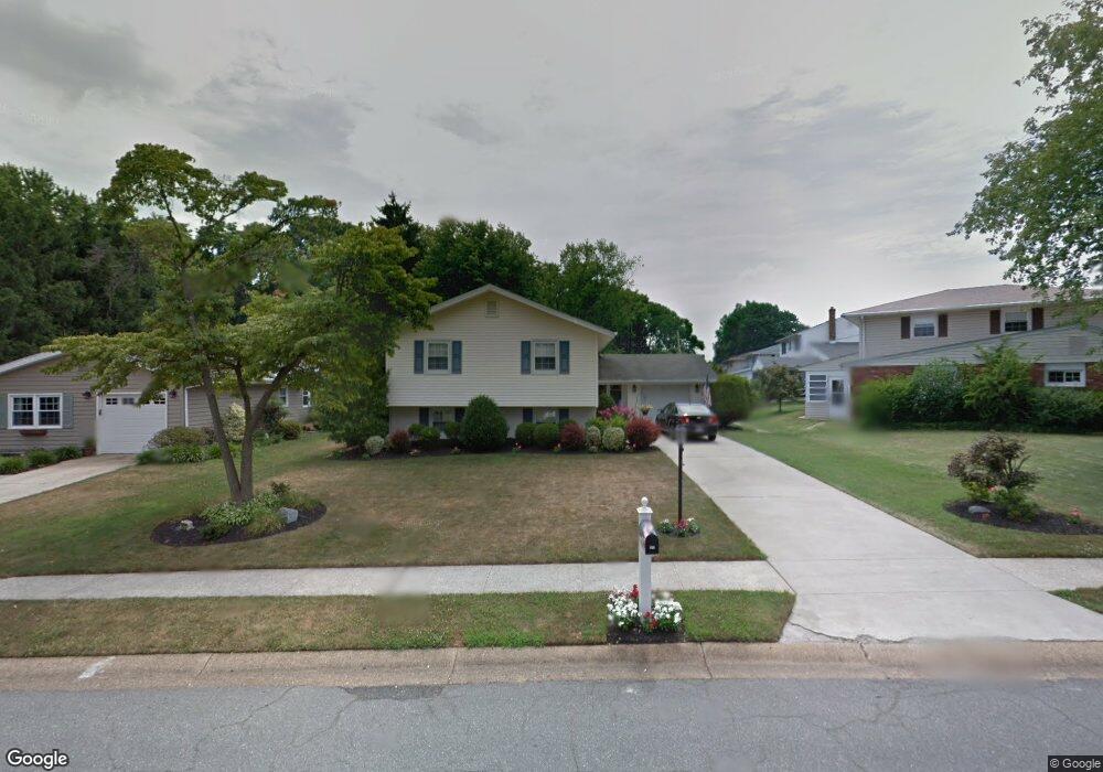 2612 Heritage Farm Dr, Wilmington, DE 19808 - photo 1