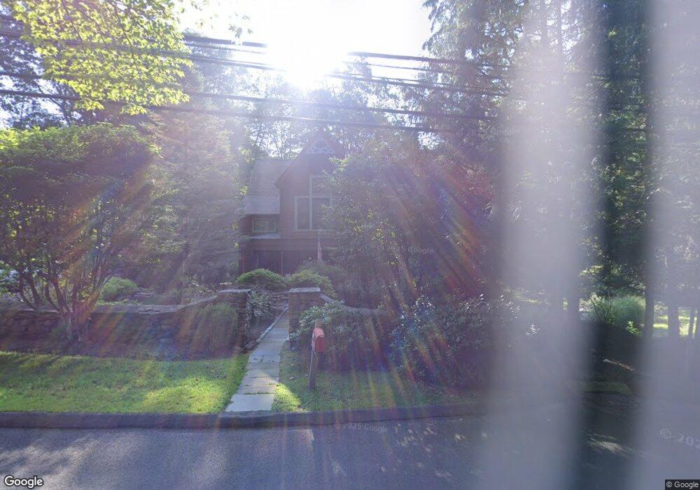 1307 Congress St, Fairfield, CT 06825 - photo 1