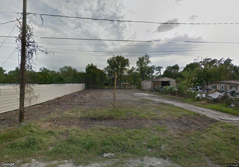 401 Turney Dr, Houston, TX 77037 - photo 1