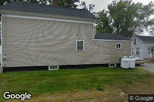 28 Vining St, Lisbon Falls, ME 04252