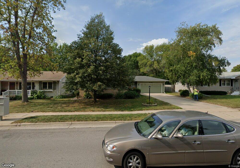 113 N Highland Ave, New Ulm, MN 56073 - photo 1