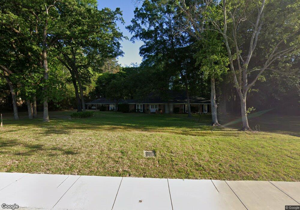 700 Cambridge Rd, Tyler, TX 75703 - photo 1