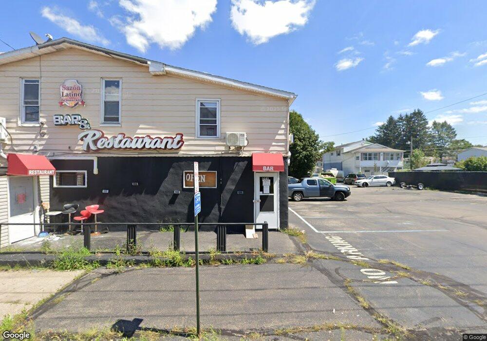 917 Alter St, Hazleton, PA 18201 - photo 1