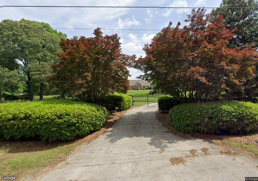 1130 Old Newnan Rd, Carrollton, GA 30116 - photo 1