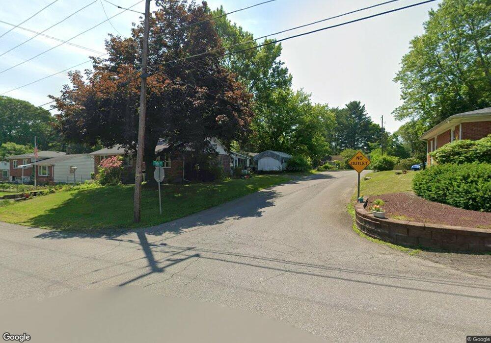 471 Youngwood Cir, East Stroudsburg, PA 18301 - photo 1