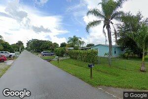 18 Royal Cove Dr, Naples, FL 34110