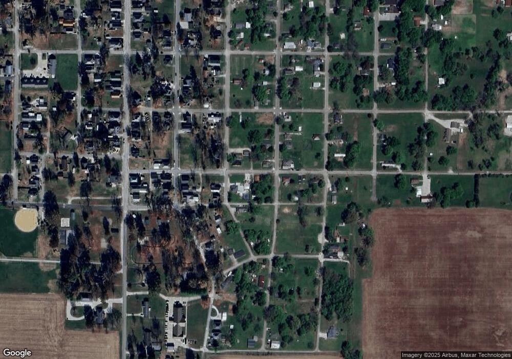 902 Illinois St, Bicknell, IN 47512 - photo 1