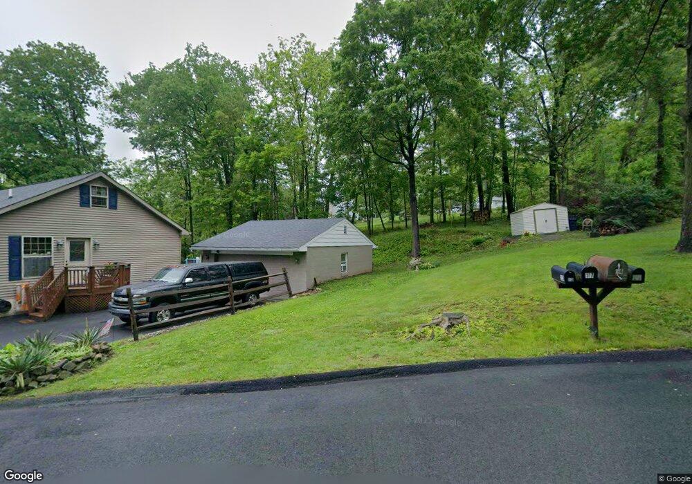 19 Meitzler Rd, Bechtelsville, PA 19505 - photo 1