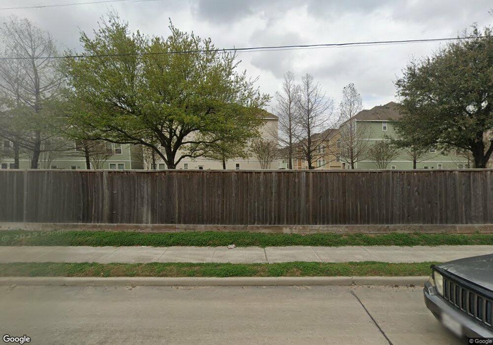 3320 Leading Point Dr, Houston, TX 77091 - photo 1