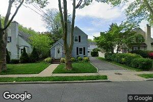 32 Salisbury Ave, Garden City, NY 11530